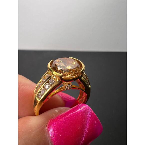 Champagne and white CZ gold over sterling ring size 8 - Picture 11 of 11